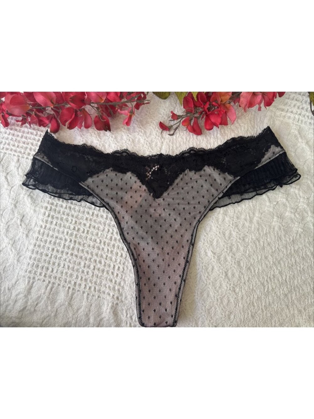 VICTORIA'S SECRET M HI LEG TANGA BLACK PINK LACE THONG WIDE STRING PANTIES NWT